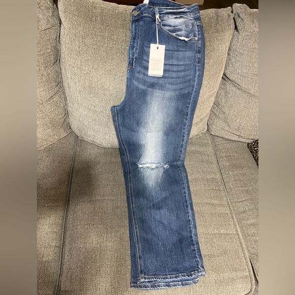 Risen Jeans 2X NWT - Picture 3 of 3